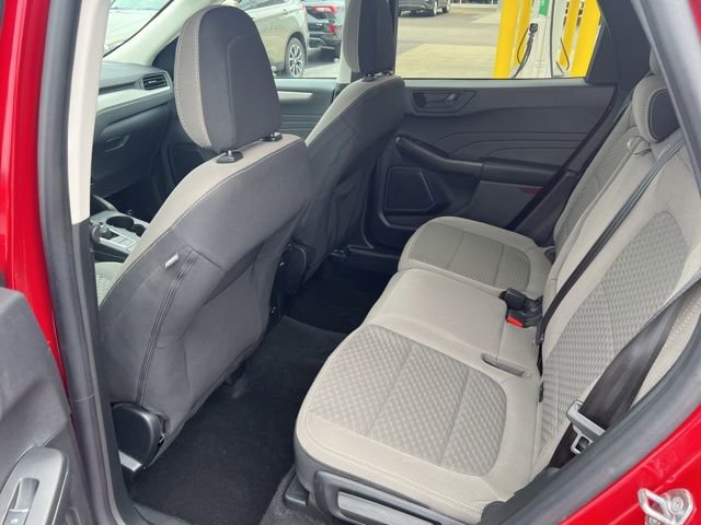 Used 2022 Ford Escape SE w/ SE Sport Appearance Package image 11