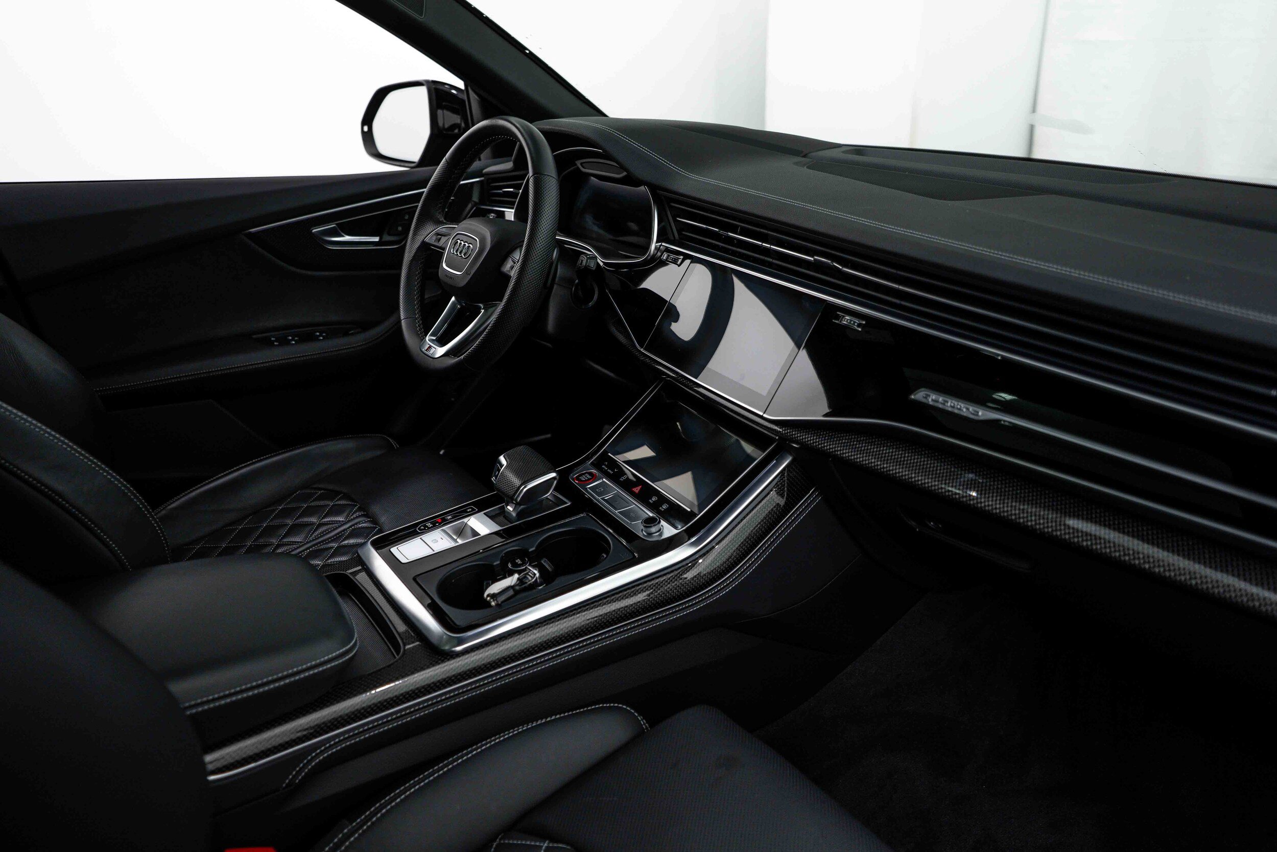Used 2023 Audi SQ8 Prestige AWD/4WD image 8