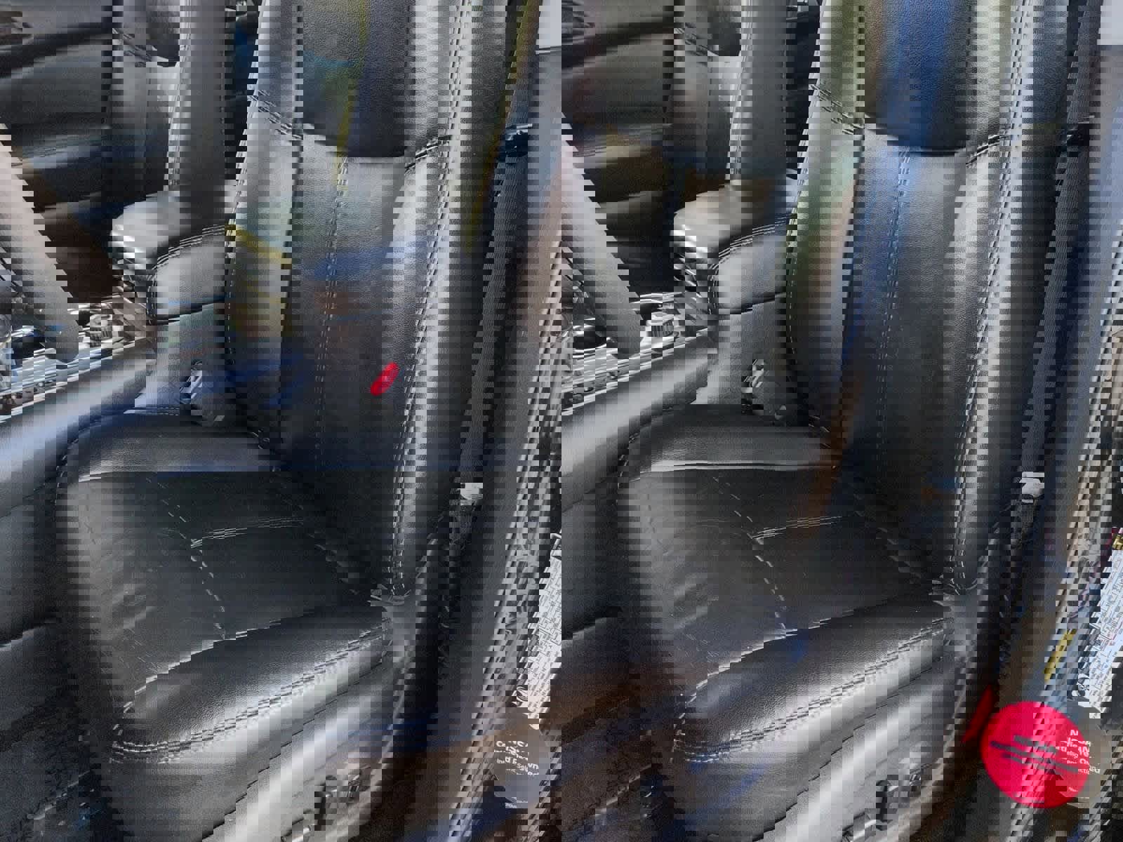 Used 2016 Nissan Pathfinder SL image 17