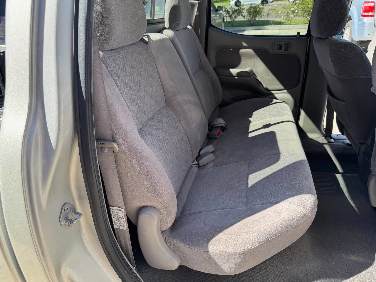 Used 2002 Toyota Tacoma PreRunner image 19