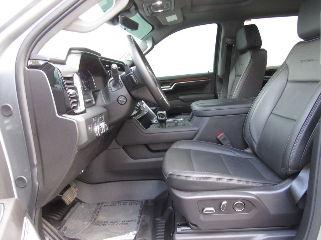 Used 2024 GMC Sierra 1500 Denali w/ Denali Reserve Package AWD/4WD image 14