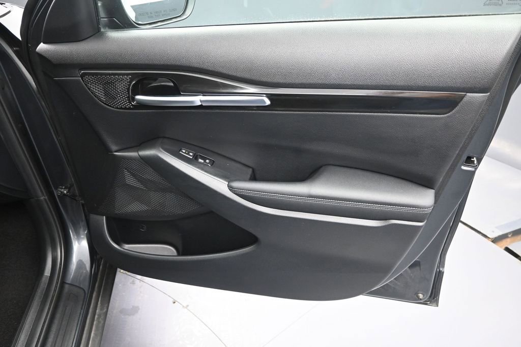 Certified 2025 Kia Seltos EX w/ EX Sunroof Package AWD/4WD image 38