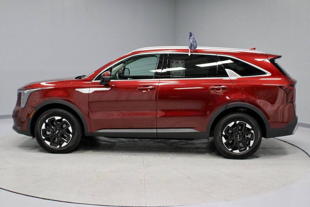 Used 2025 Kia Sorento S w/ Panoramic Sunroof Package image 10