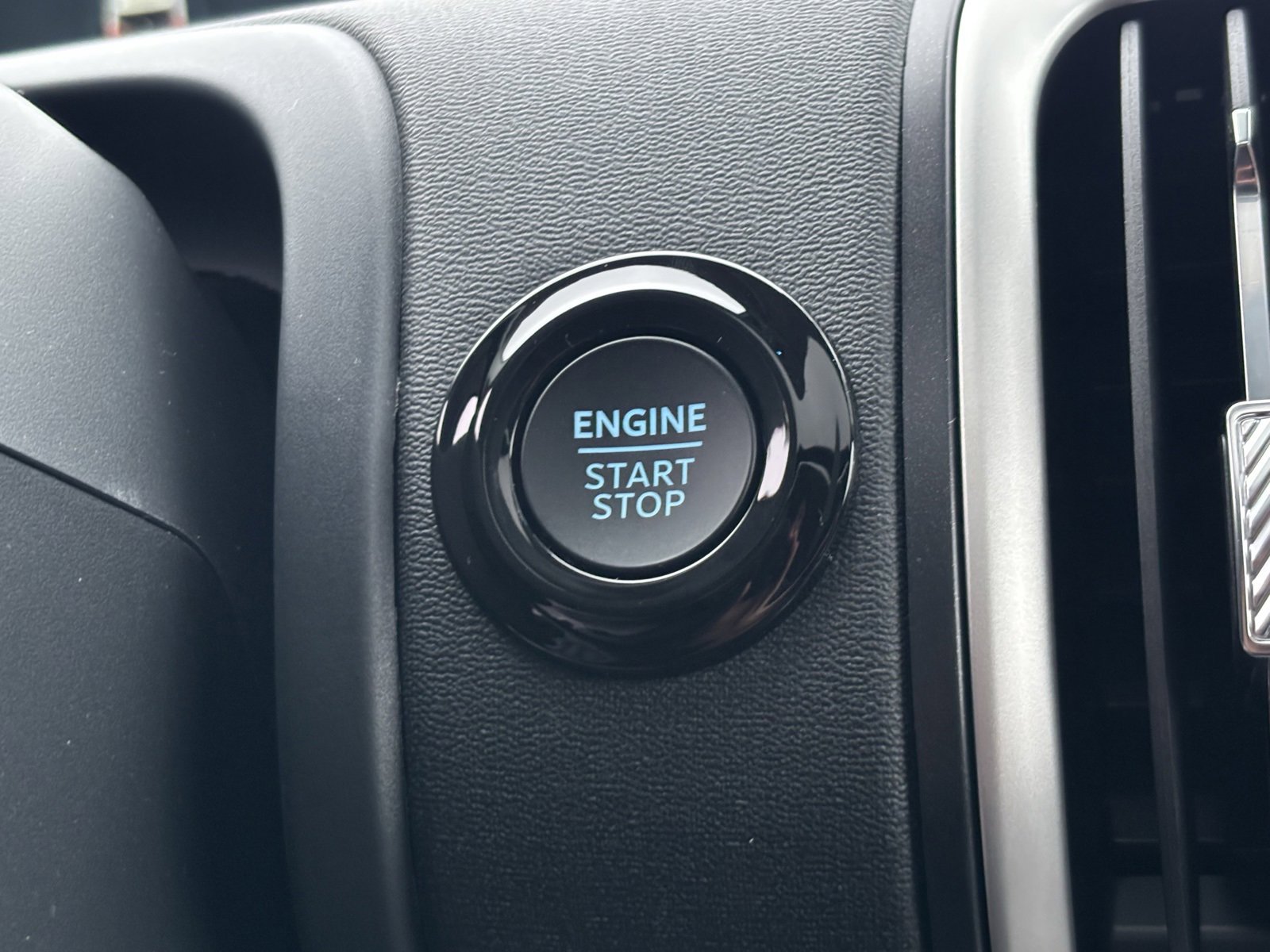 New 2025 Ford Expedition Max Active image 24