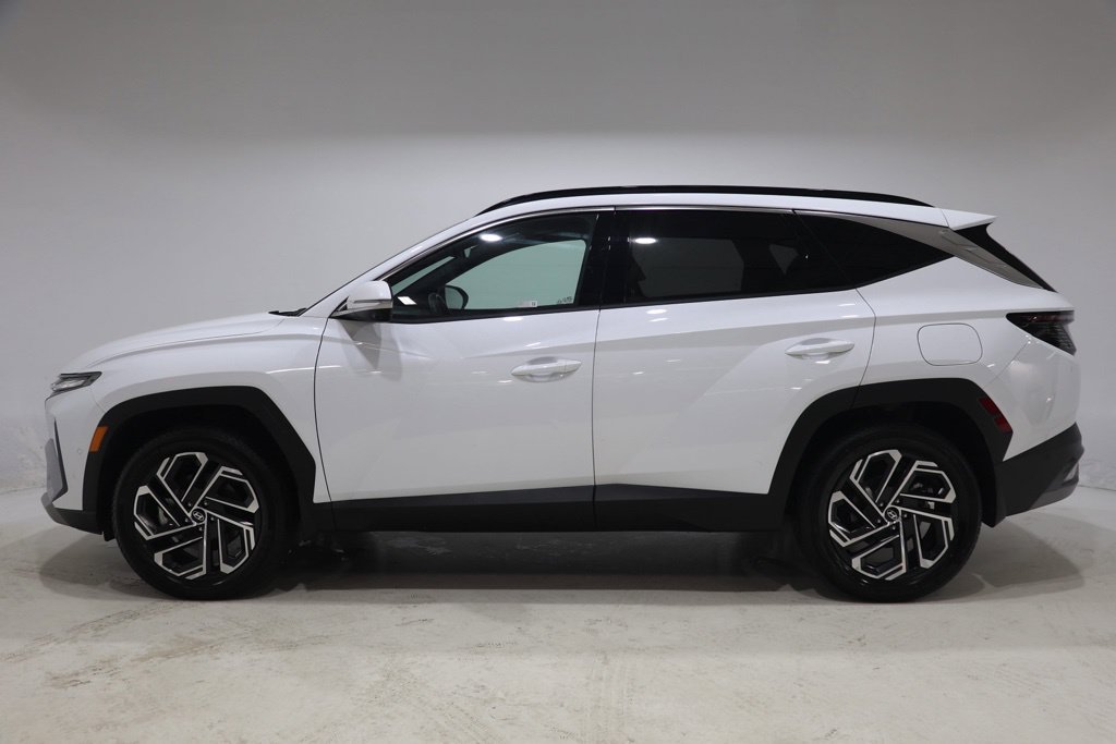 Used 2026 Hyundai Tucson Limited AWD/4WD image 4