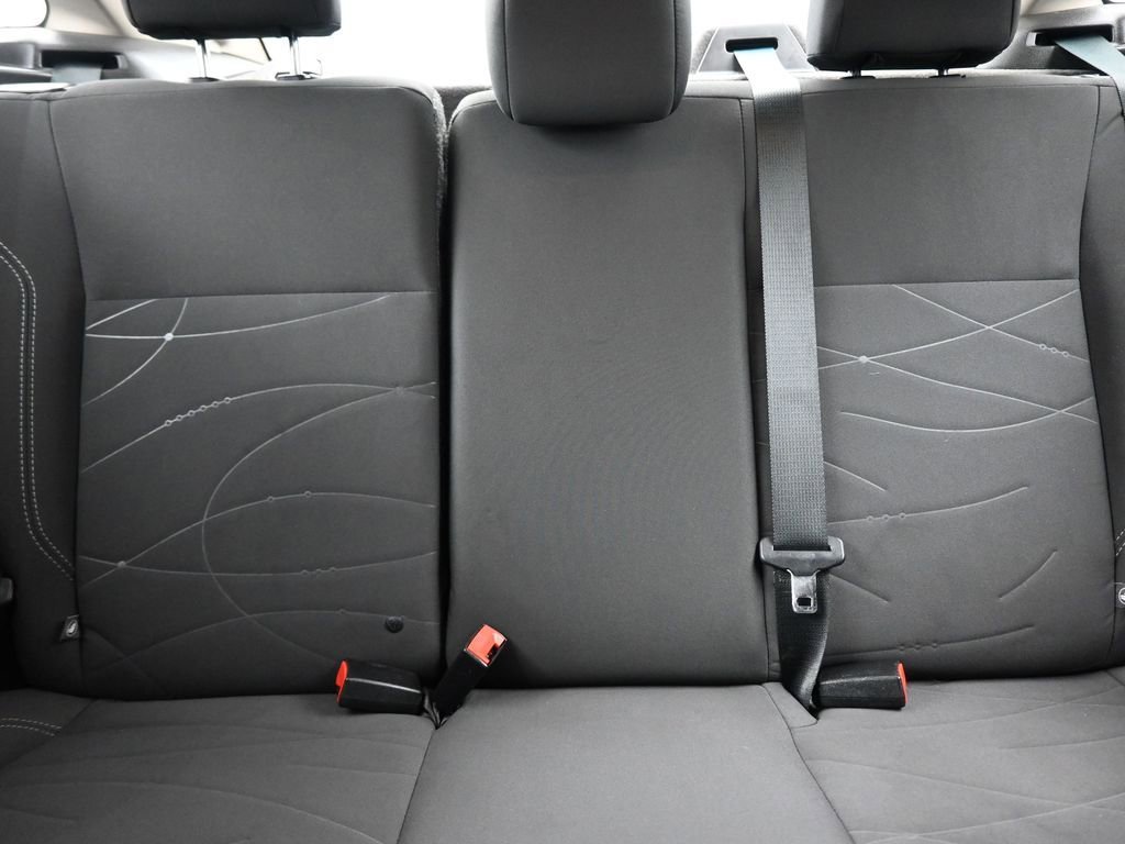 Used 2016 Ford Fiesta SE image 24
