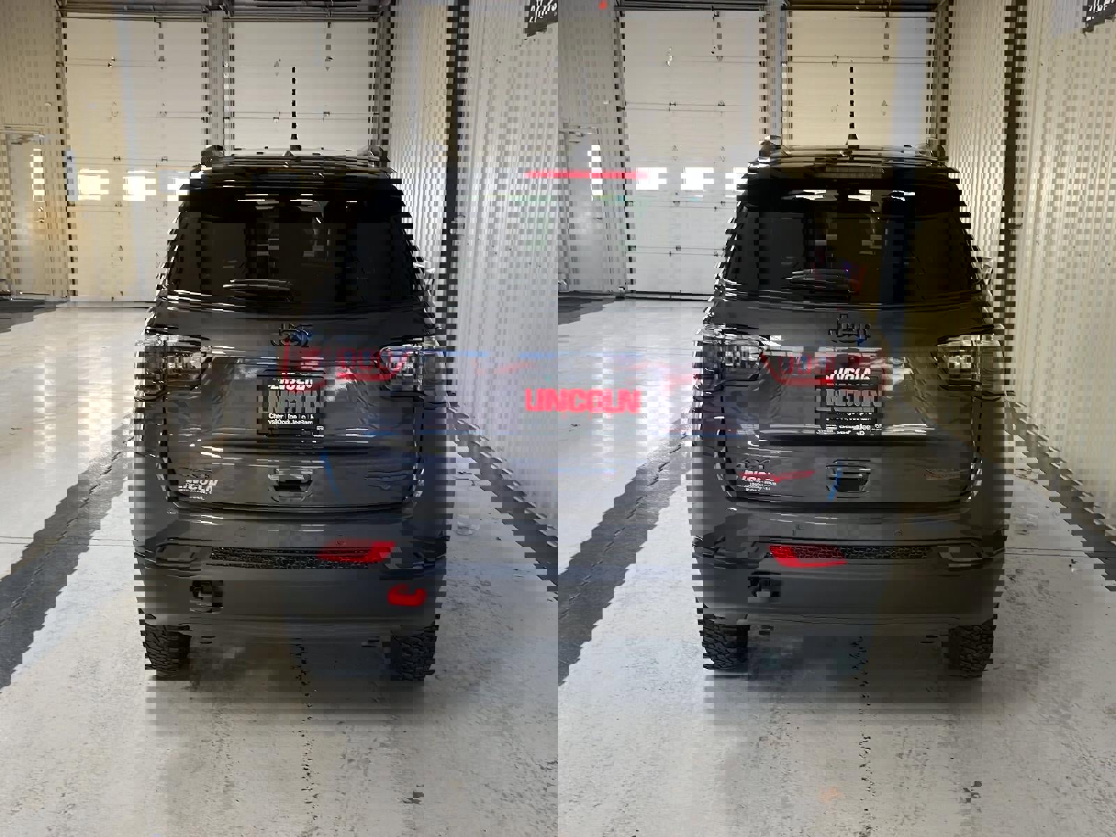 Used 2024 Jeep Compass Trailhawk image 8