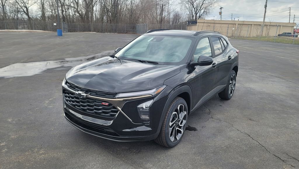 New 2026 Chevrolet Trax RS w/ Sunroof Package image 5