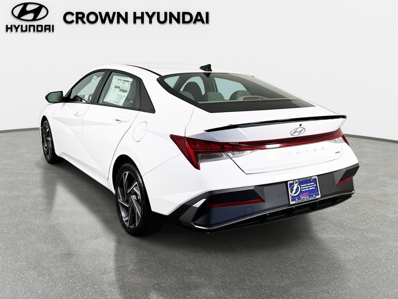 New 2025 Hyundai Elantra SEL w/ Cargo Package FWD image 5
