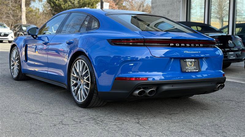 Used 2025 Porsche Panamera 4 image 3