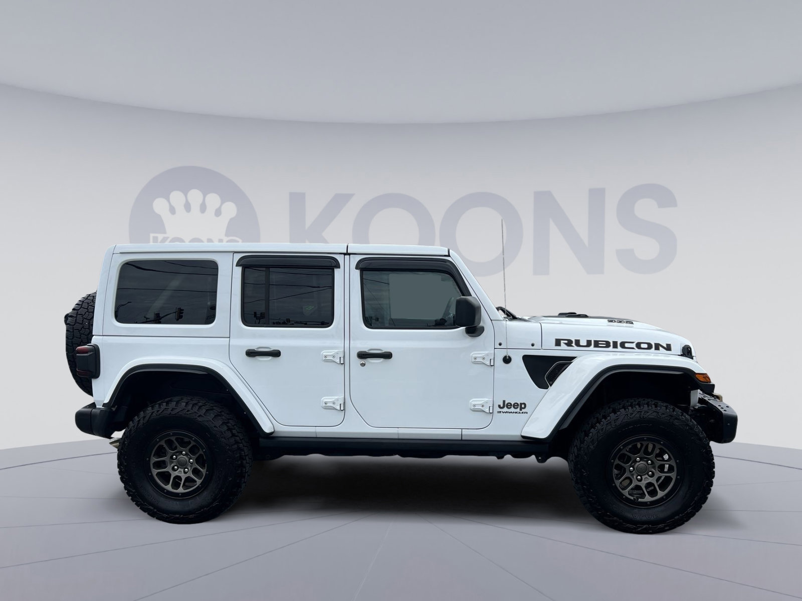 Used 2023 Jeep Wrangler Unlimited Rubicon 392 w/ Xtreme Recon 35" Tire Package AWD/4WD image 8