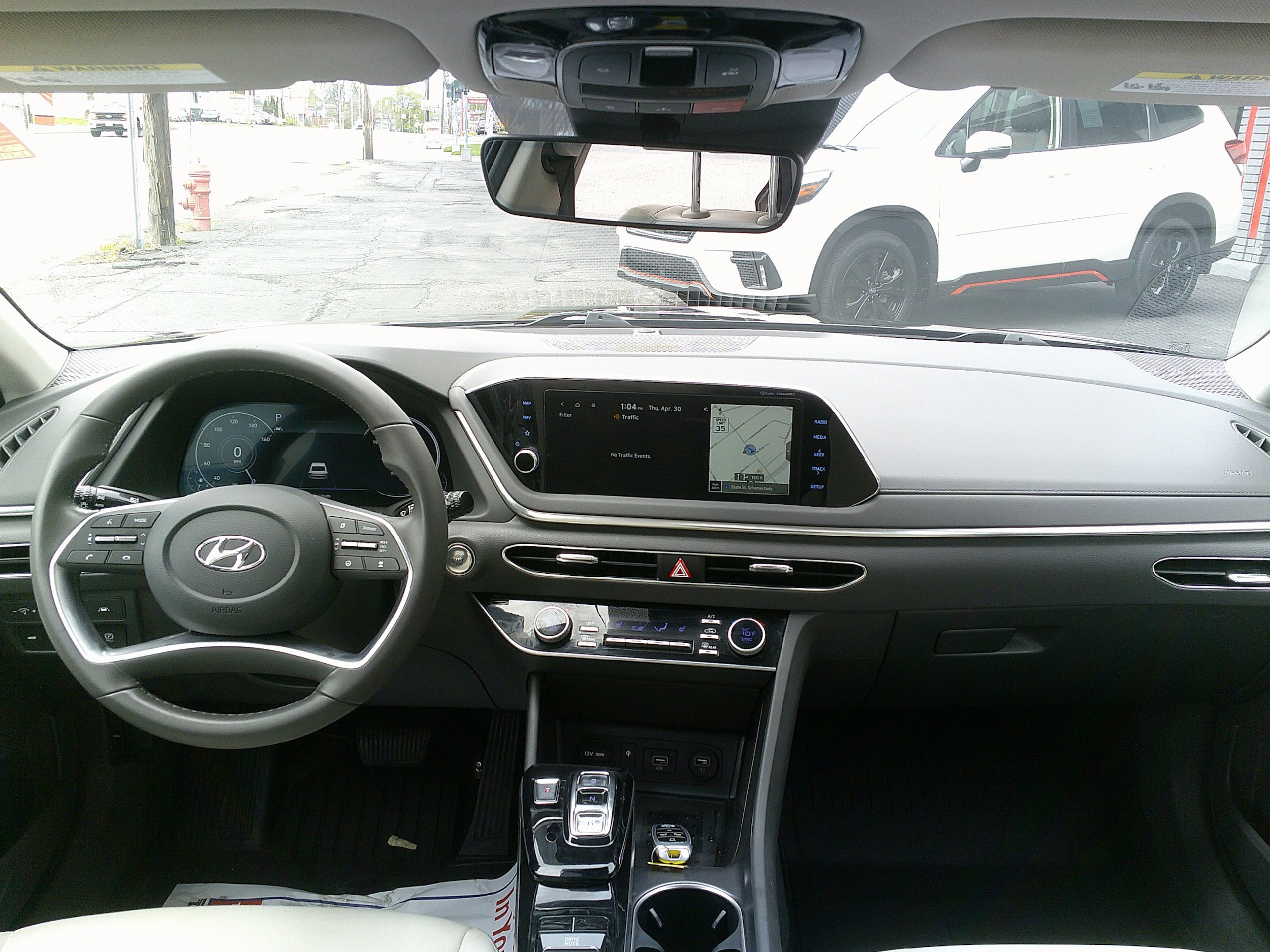 Used 2023 Hyundai Sonata SEL w/ Convenience Package FWD image 18