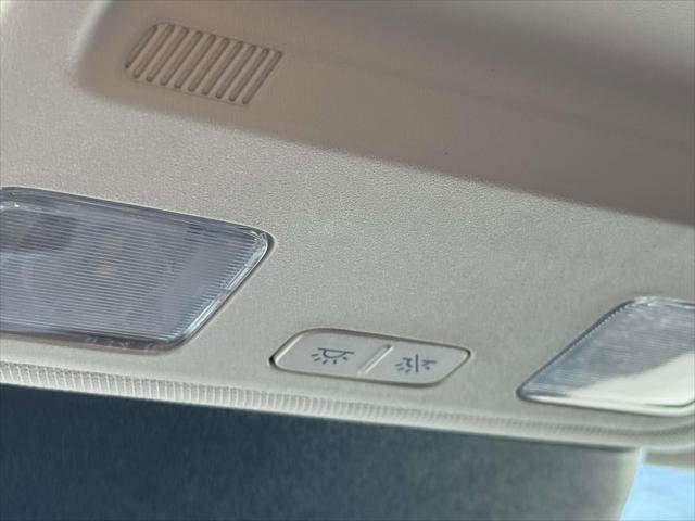 Used 2025 Ford Escape Active w/ Cold Weather Package image 28