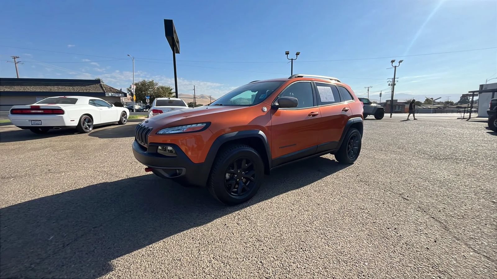 Used 2016 Jeep Cherokee Trailhawk w/ Comfort/Convenience Group