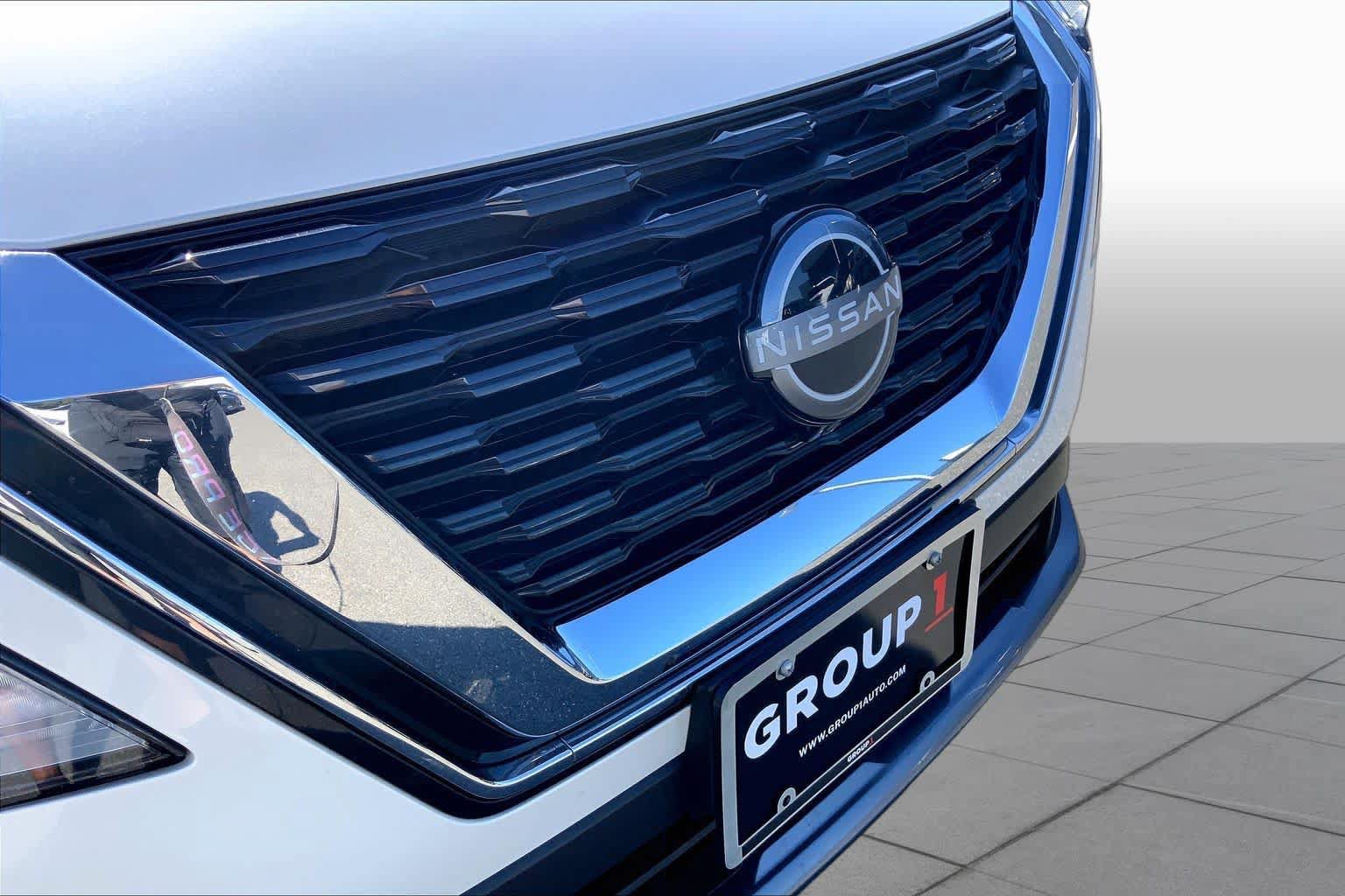 Used 2023 Nissan Rogue SL AWD/4WD image 30