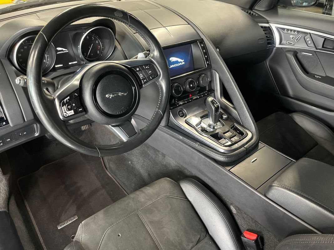 Used 2018 Jaguar F-TYPE Coupe RWD image 33