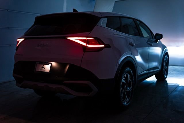 Used 2025 Kia Sportage LX image 41