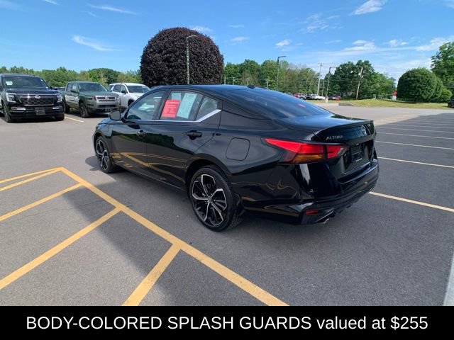 Certified 2025 Nissan Altima 2.5 SR AWD/4WD image 4