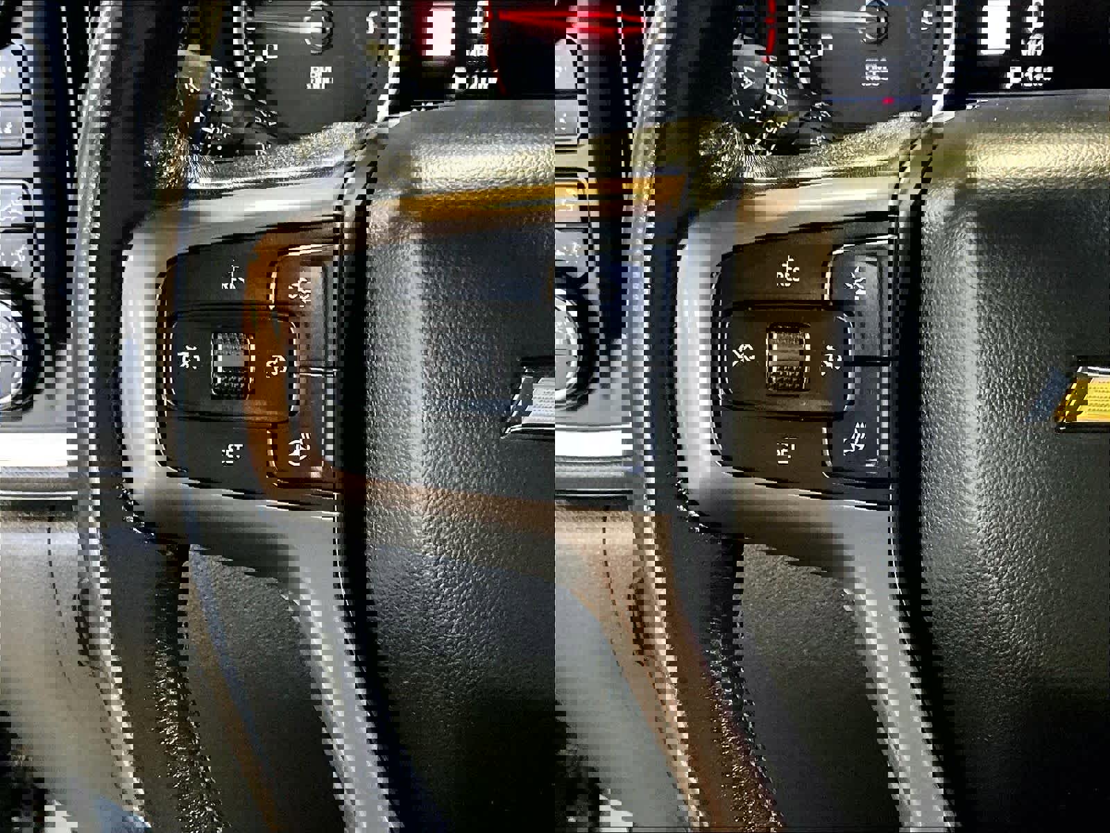 Used 2022 Chevrolet Silverado 1500 High Country w/ Technology Package AWD/4WD image 23