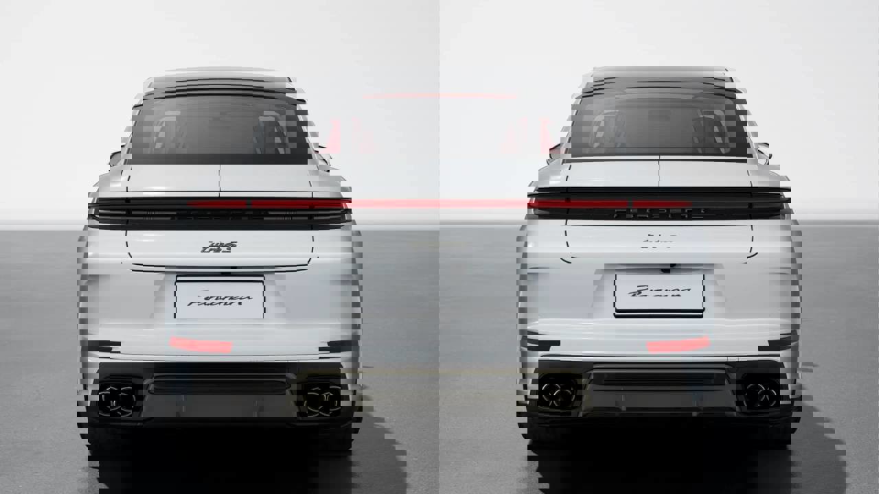 New 2026 Porsche Panamera Turbo S image 7