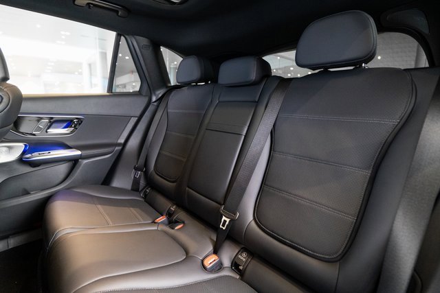 New 2026 Mercedes-Benz GLC 300 4MATIC image 31