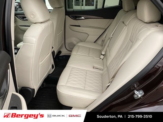 Used 2021 Buick Envision Avenir w/ Technology Package II AWD/4WD image 6