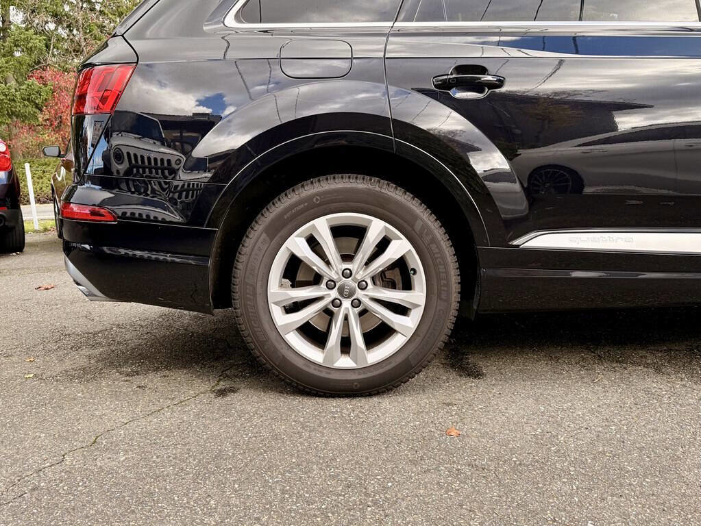 Used 2019 Audi Q7 3.0T Premium w/ Convenience Package AWD/4WD image 31
