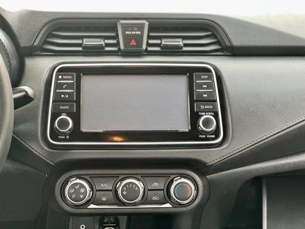 Used 2021 Nissan Versa S FWD image 14