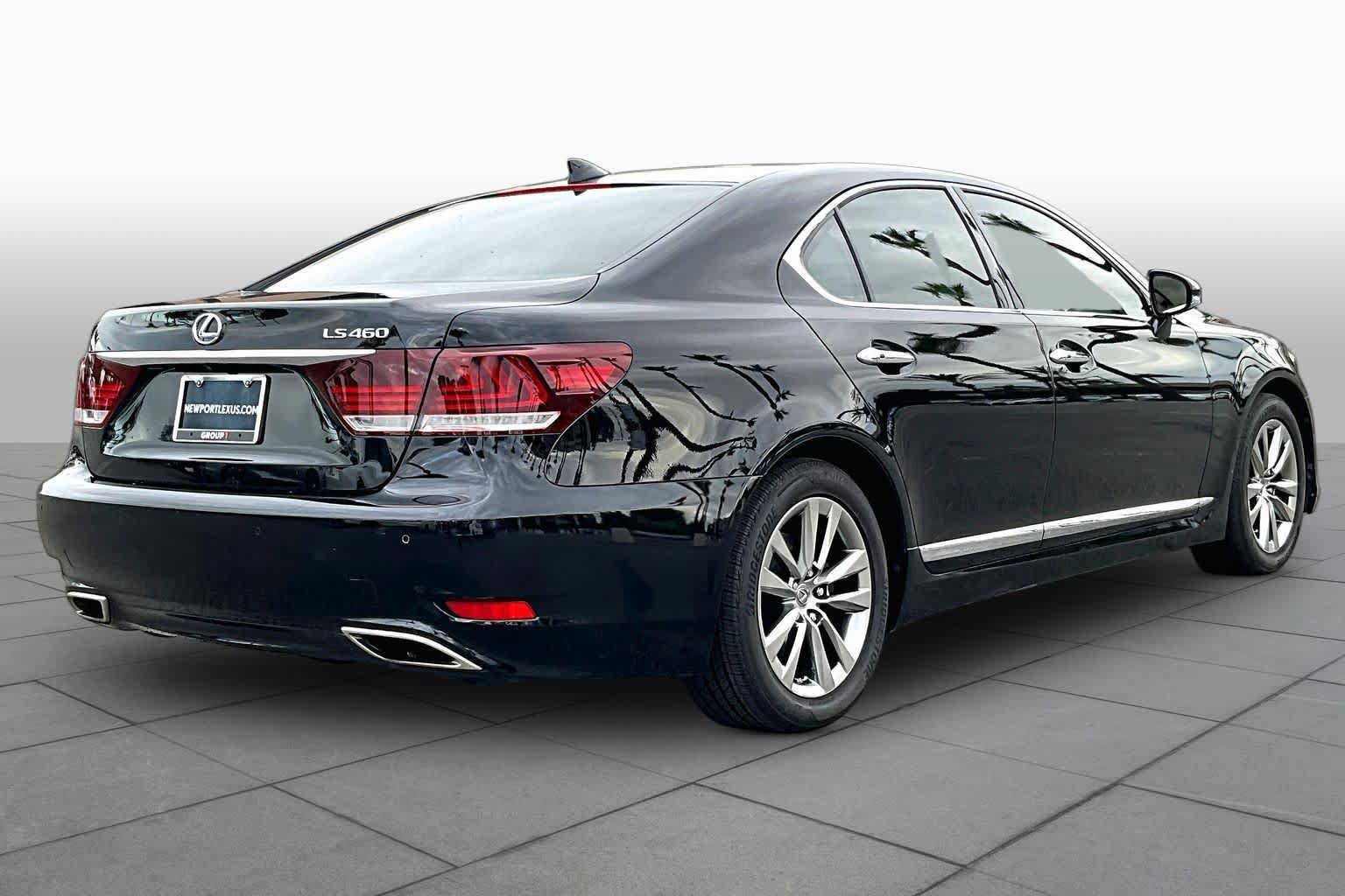 Used 2016 Lexus LS 460 w/ Comfort Package RWD image 11