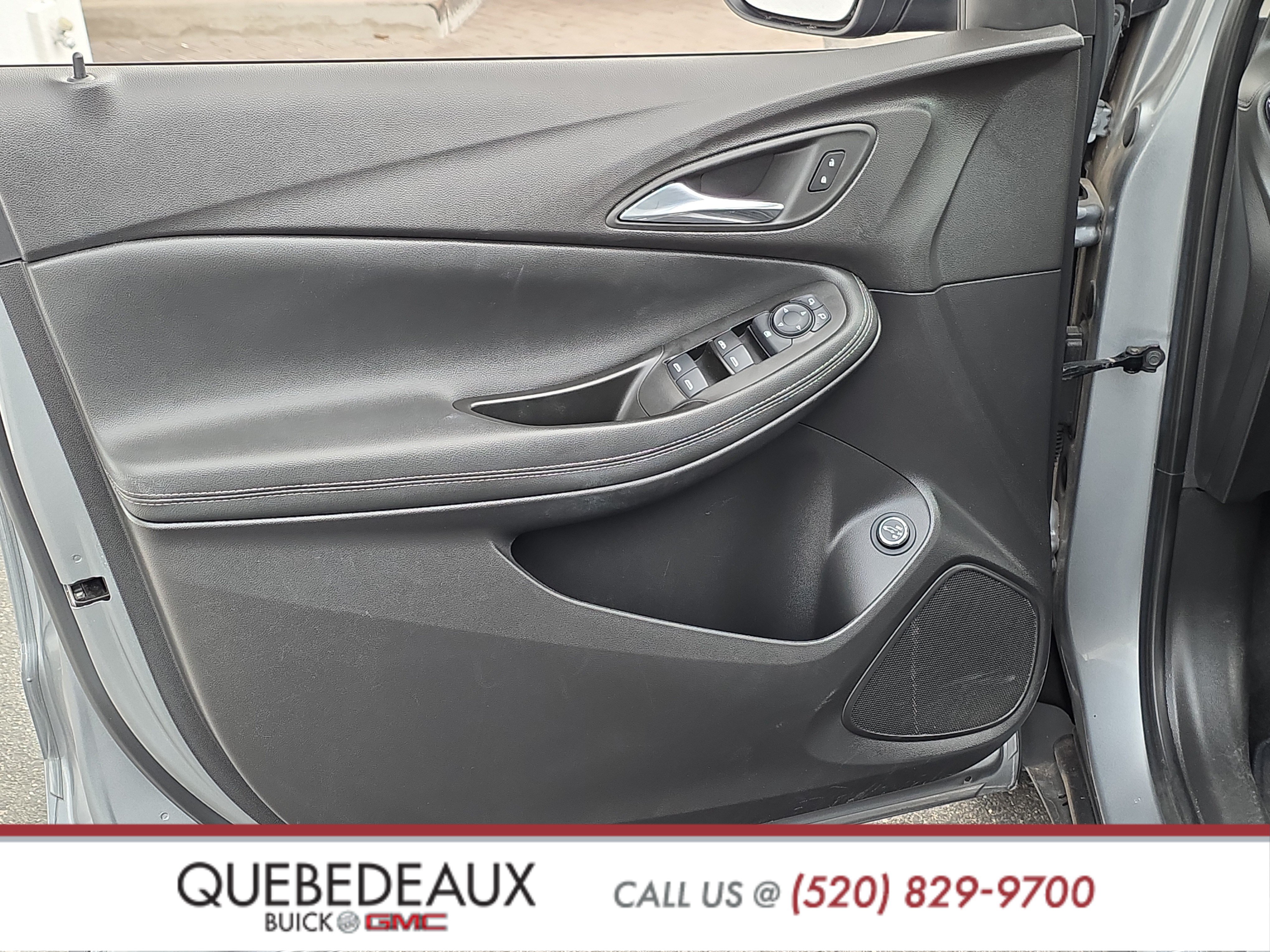 Used 2023 Buick Encore GX Select FWD image 9