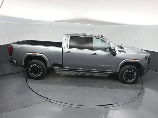 Used 2025 GMC Sierra 3500 Denali Ultimate AWD/4WD image 44