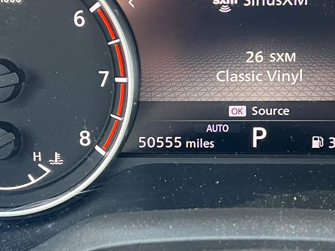 Used 2022 Nissan Rogue SV image 16