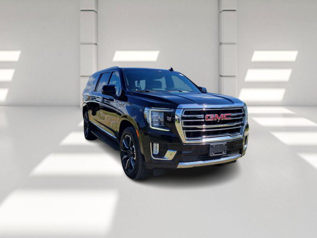 Used 2022 GMC Yukon XL SLT AWD/4WD image 3