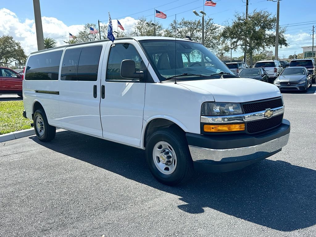 Certified 2024 Chevrolet Express 3500 LT w/ LT Preferred Equipment Group image 4