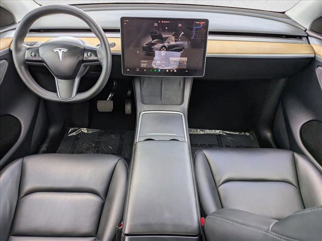 Used 2024 Tesla Model Y Long Range image 19