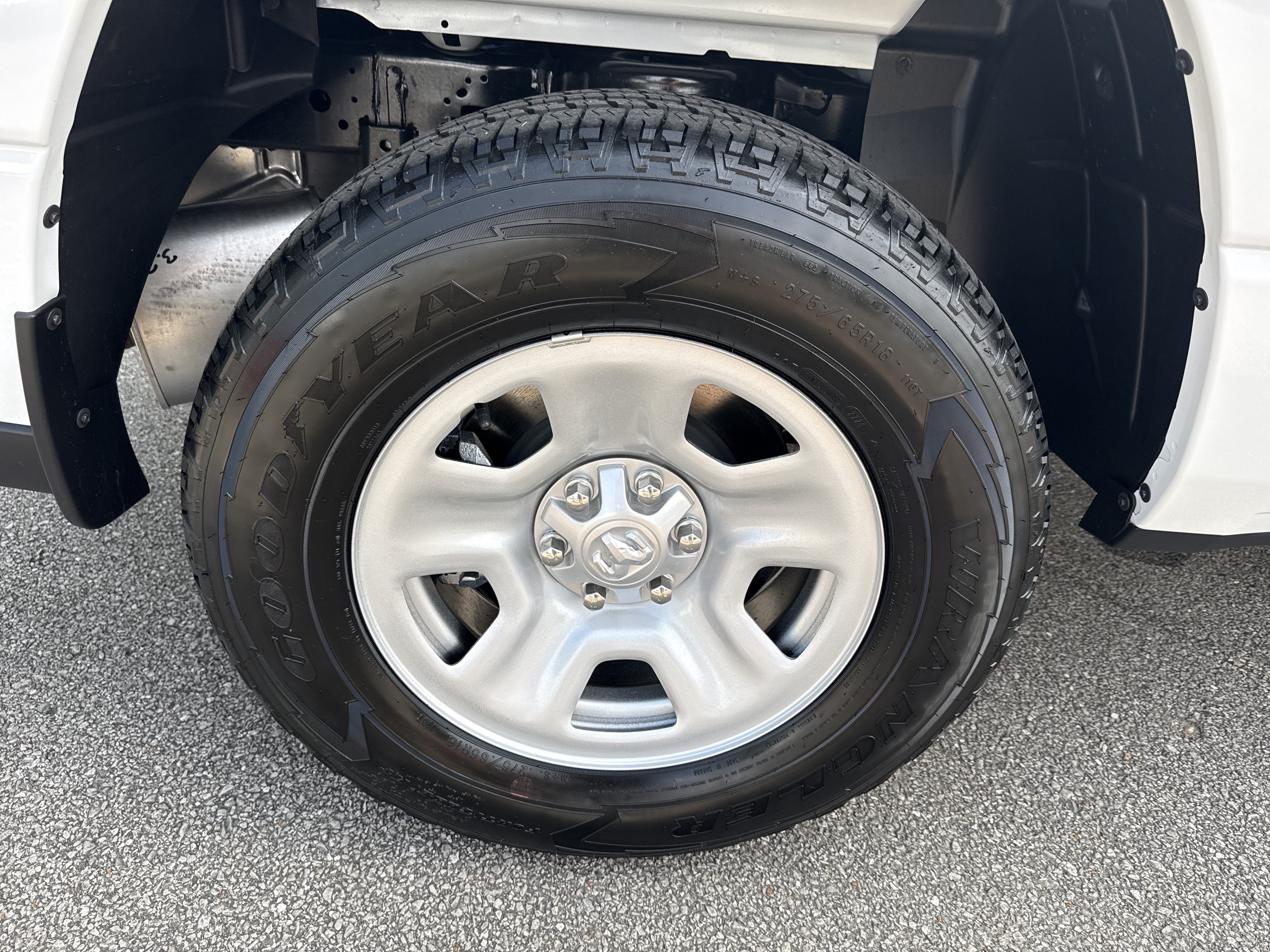 New 2026 RAM 1500 Tradesman AWD/4WD image 17