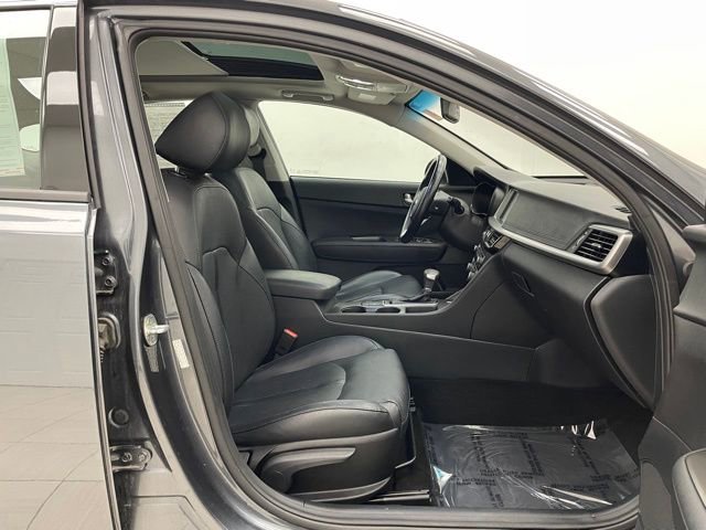Used 2020 Kia Optima SE image 17