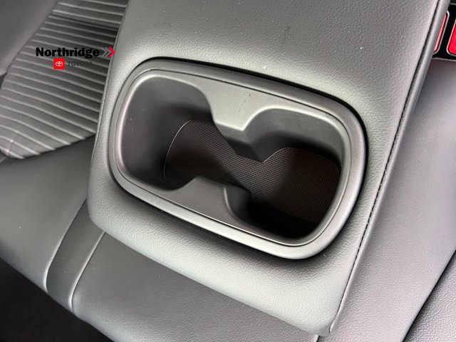 Used 2020 Toyota Camry SE w/ Carpet Mat Package FWD image 14