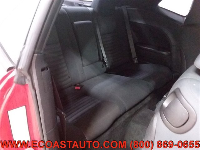 Used 2012 Dodge Challenger R/T RWD image 13