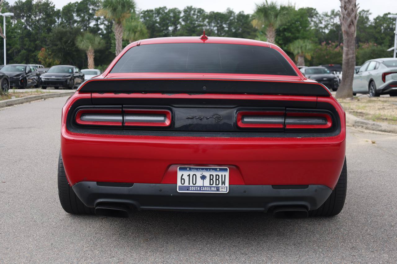 Used 2016 Dodge Challenger SRT Hellcat RWD image 4