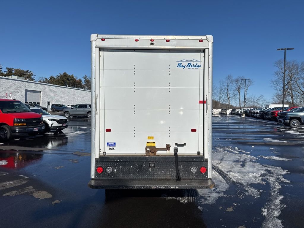 Used 2023 Chevrolet Express 3500 w/ Power Convenience Package image 4