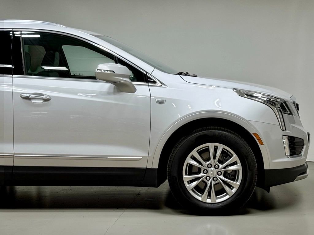 Used 2020 Cadillac XT5 Premium Luxury w/ LPO, Floor Liner Package image 14