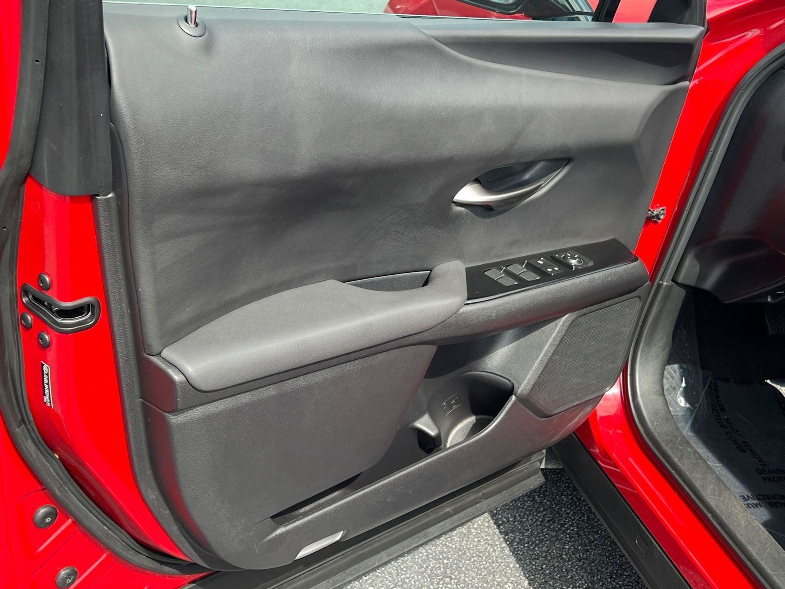 Certified 2024 Lexus UX 250h F Sport FWD image 10