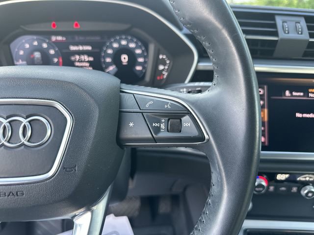 Used 2020 Audi Q3 2.0T Premium Plus w/ Premium Plus Package AWD/4WD image 18