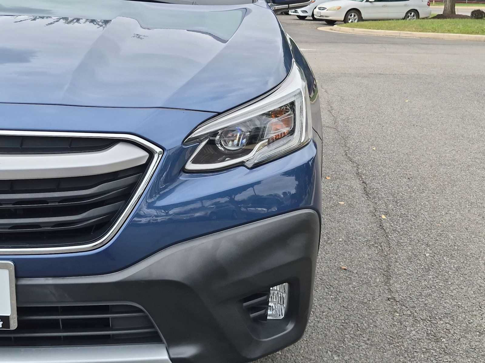 Used 2020 Subaru Outback Limited w/ Popular Package #2 AWD/4WD image 11