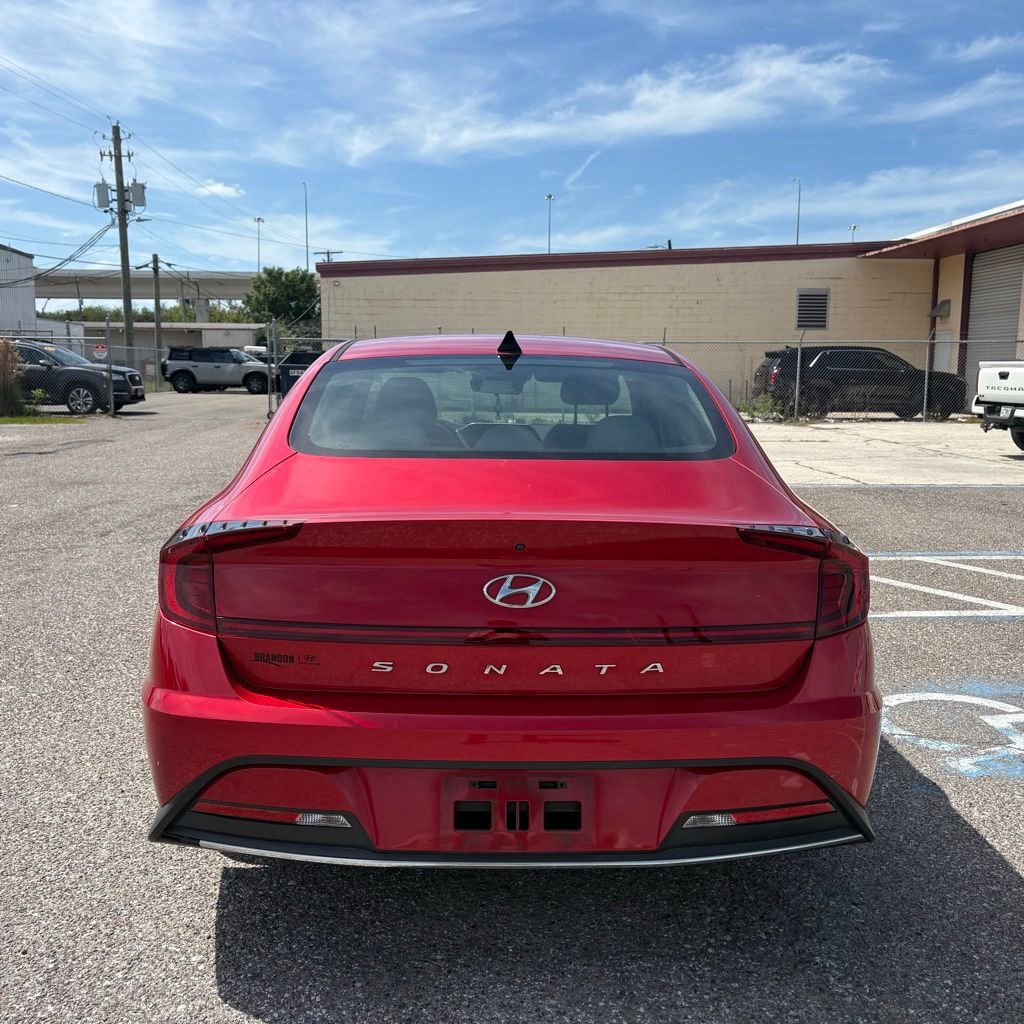 Used 2021 Hyundai Sonata SE w/ Preferred Accessory Package image 4