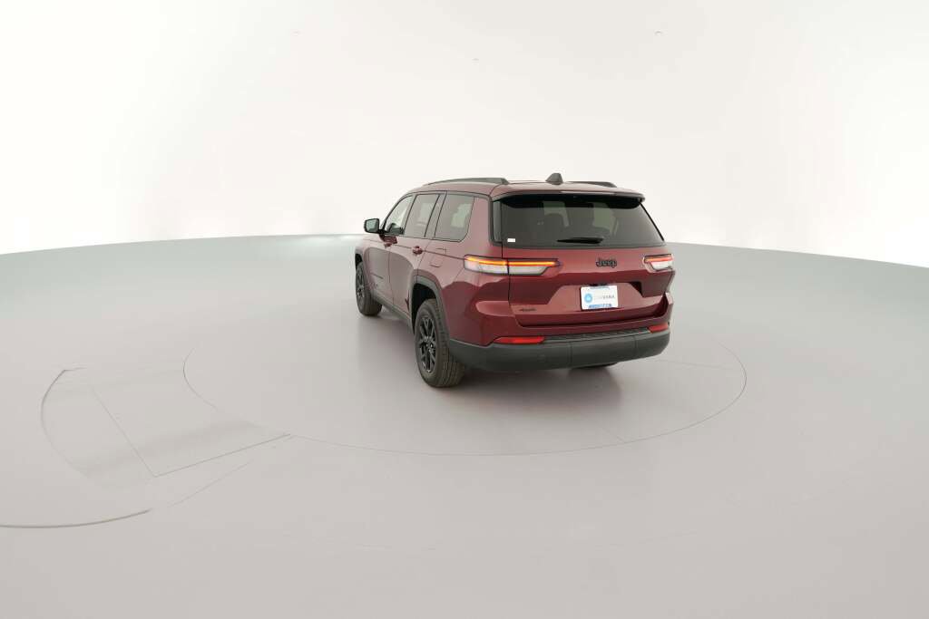New 2025 Jeep Grand Cherokee L Altitude image 9