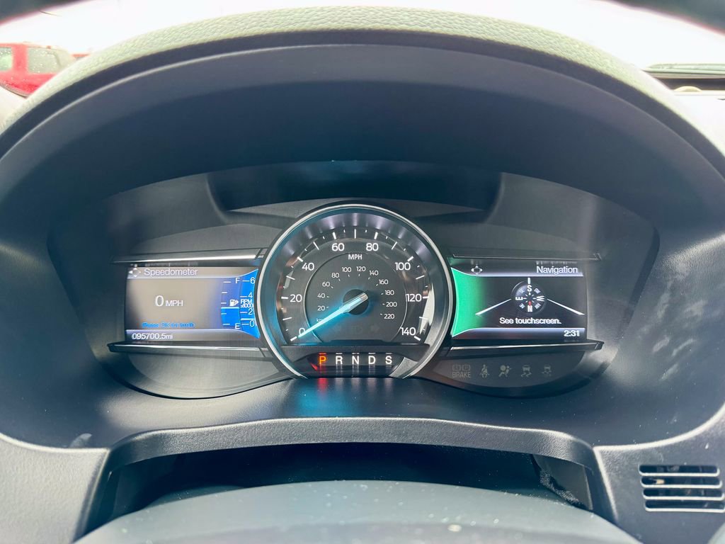 Certified 2017 Ford Explorer Limited image 34