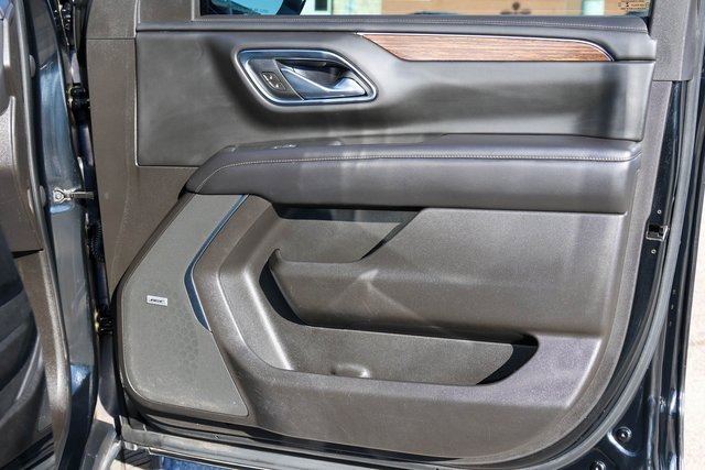 Used 2021 Chevrolet Suburban High Country image 21