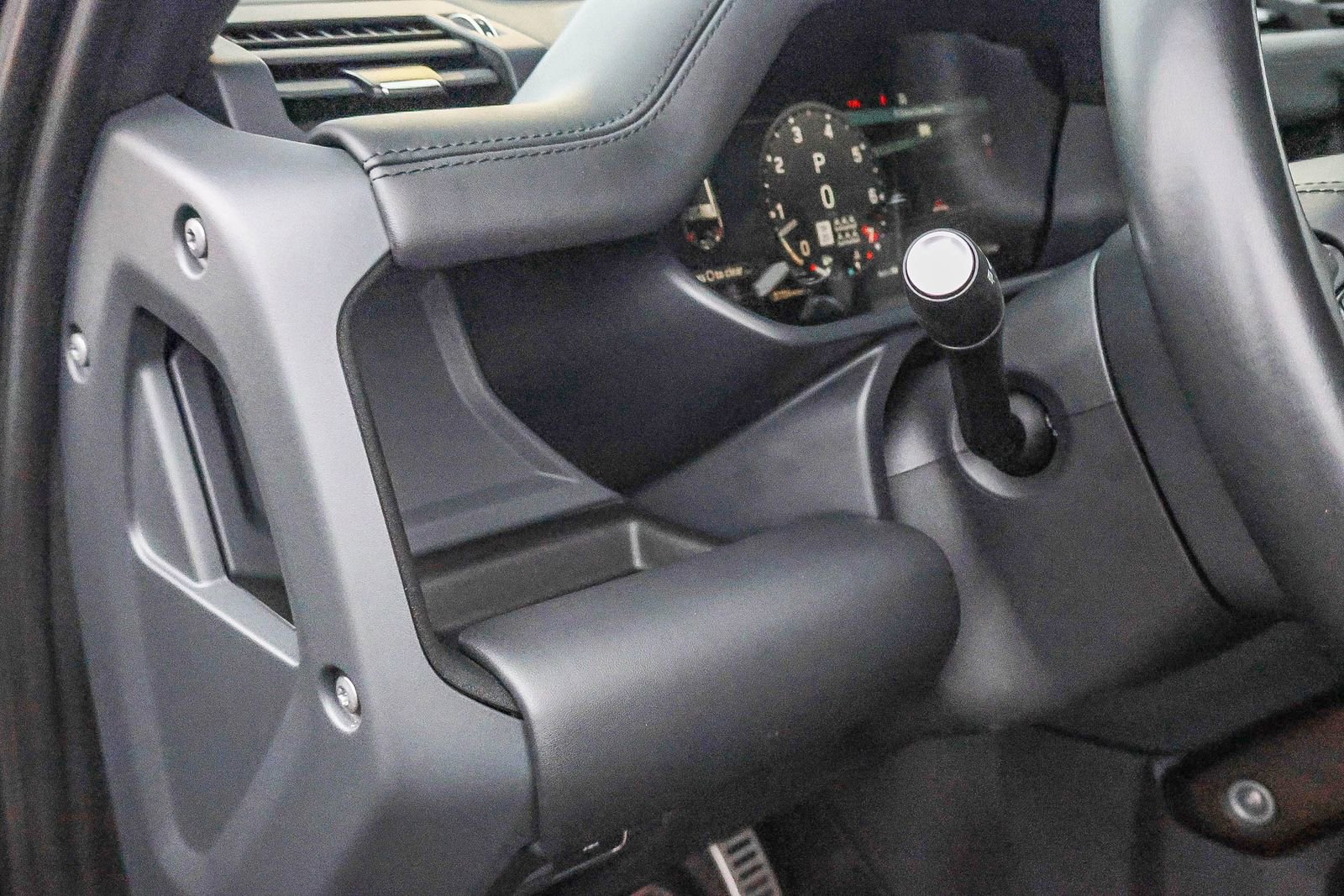 Certified 2023 Land Rover Defender 130 X AWD/4WD image 32